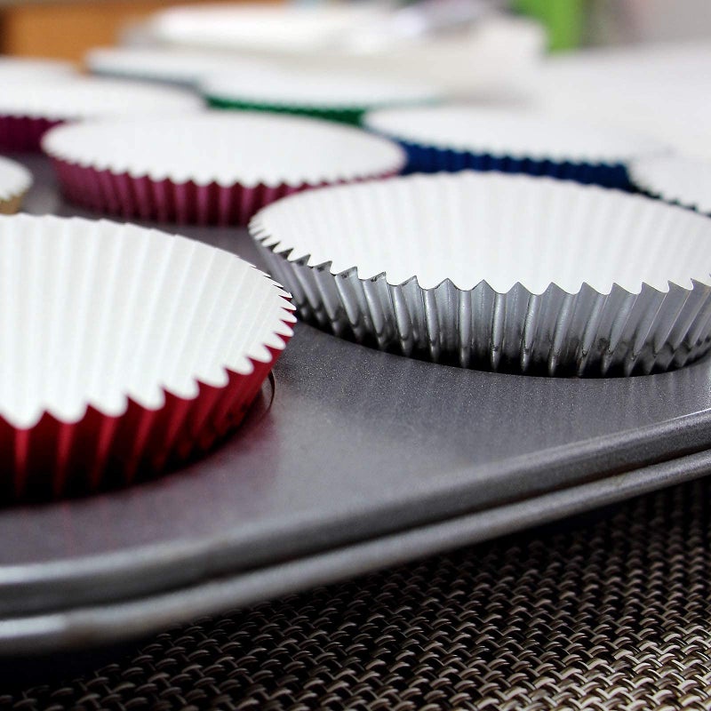 Eoonfirst Foil Cupcake Liners Standard Baking Cups 100 Pcs (Silver) - Image 4